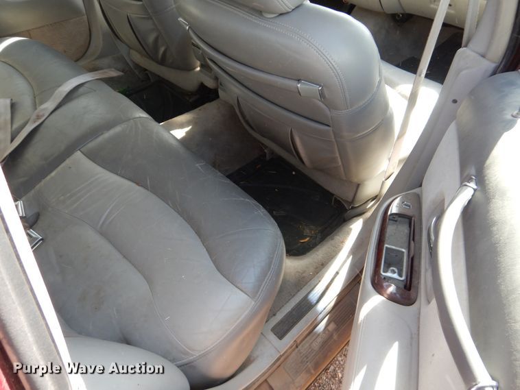 image for item DF7412 1996 Lincoln Town Car