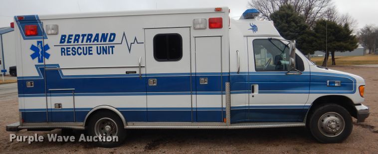 image for item DG5940 1992 Ford E350 ambulance