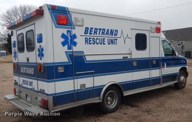 image for item DG5940 1992 Ford E350 ambulance