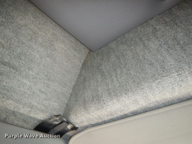 image for item DG5940 1992 Ford E350 ambulance