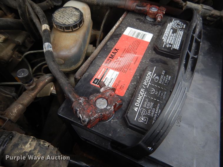 image for item DG5940 1992 Ford E350 ambulance