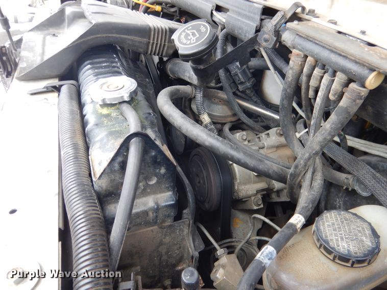 image for item DG5940 1992 Ford E350 ambulance