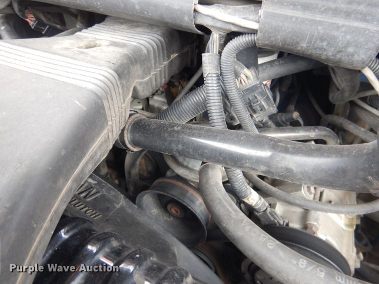 image for item DG5940 1992 Ford E350 ambulance