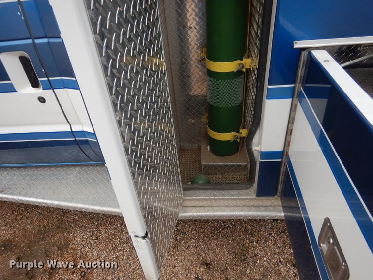 image for item DG5940 1992 Ford E350 ambulance