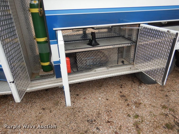 image for item DG5940 1992 Ford E350 ambulance