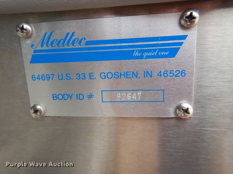 image for item DG5940 1992 Ford E350 ambulance