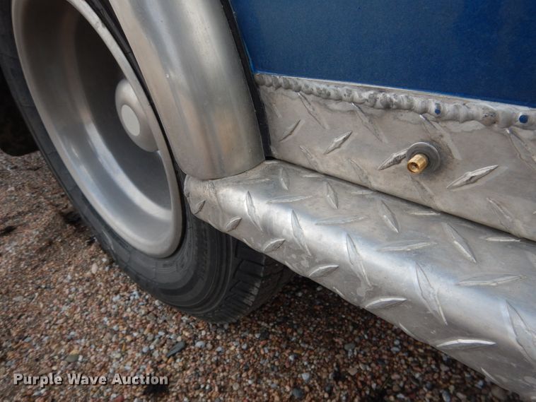 image for item DG5940 1992 Ford E350 ambulance