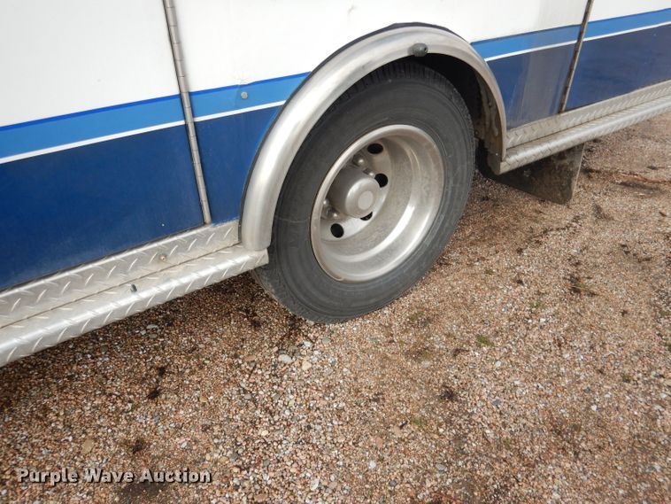 image for item DG5940 1992 Ford E350 ambulance
