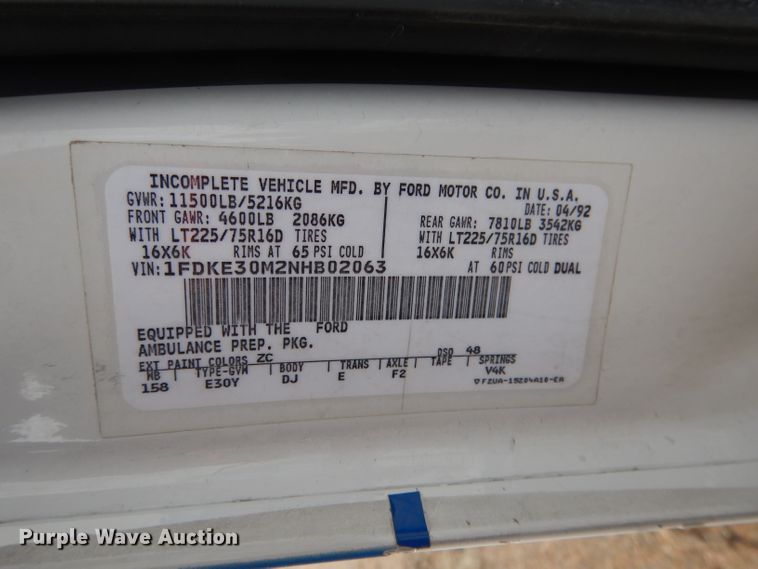 image for item DG5940 1992 Ford E350 ambulance