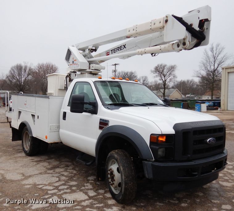 image for item DG6284 2009 Ford F550 Super Duty XL bucket truck