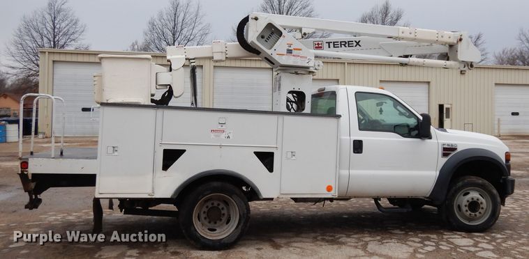 image for item DG6284 2009 Ford F550 Super Duty XL bucket truck