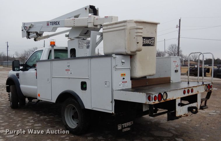 image for item DG6284 2009 Ford F550 Super Duty XL bucket truck