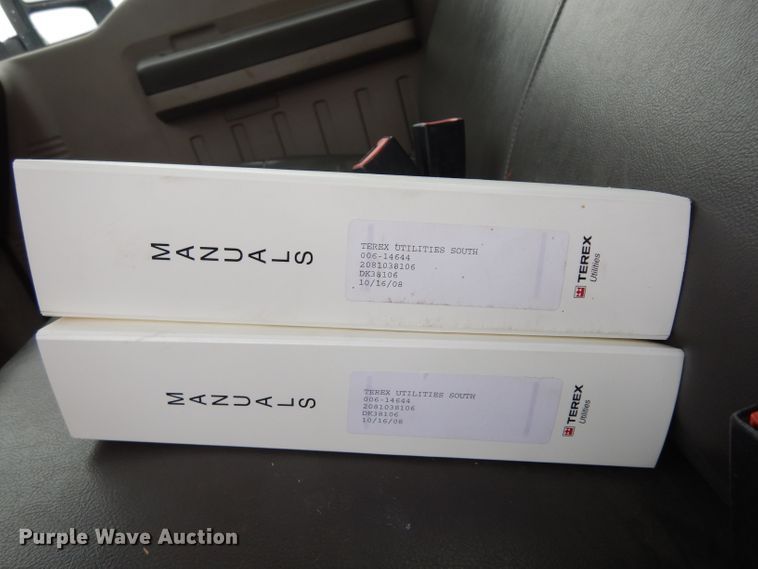 image for item DG6284 2009 Ford F550 Super Duty XL bucket truck