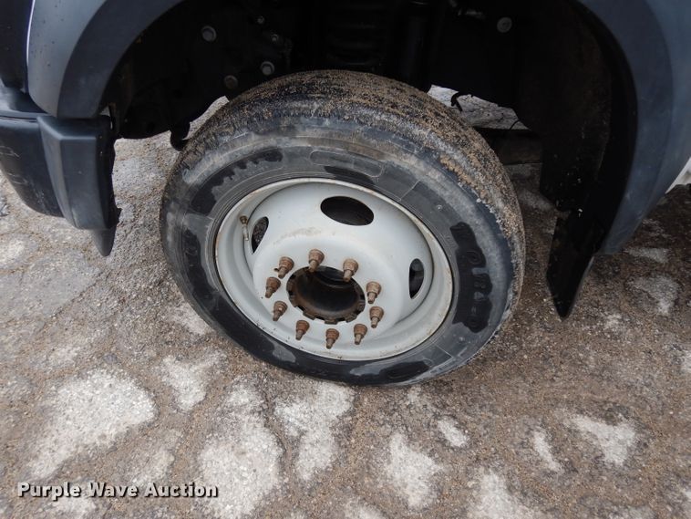 image for item DG6284 2009 Ford F550 Super Duty XL bucket truck