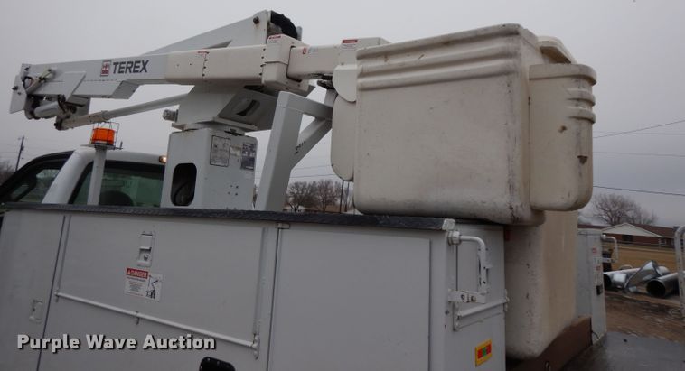 image for item DG6284 2009 Ford F550 Super Duty XL bucket truck