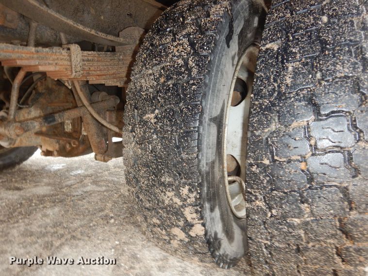 image for item DG6284 2009 Ford F550 Super Duty XL bucket truck