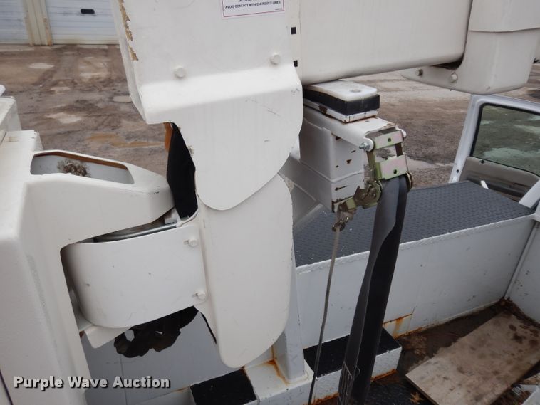 image for item DG6284 2009 Ford F550 Super Duty XL bucket truck