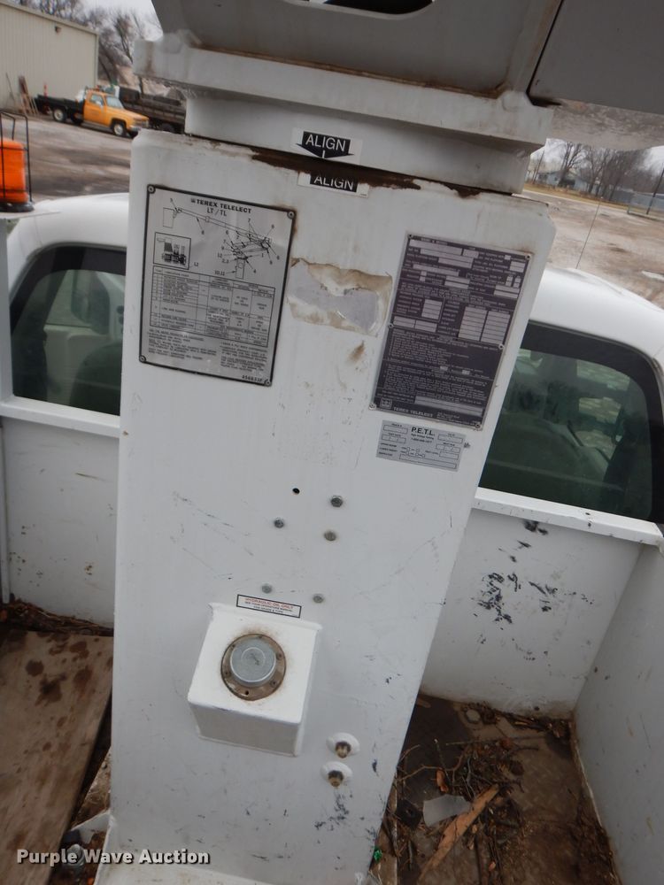 image for item DG6284 2009 Ford F550 Super Duty XL bucket truck