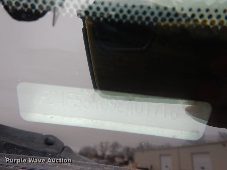 image for item DG6284 2009 Ford F550 Super Duty XL bucket truck