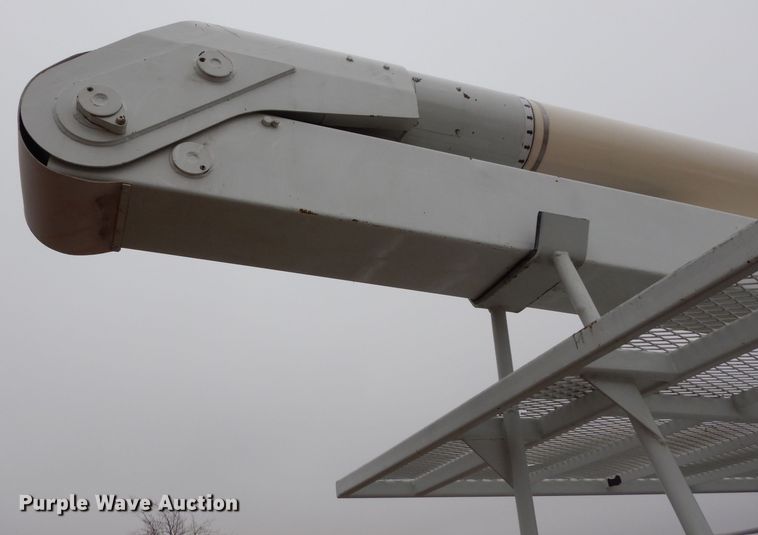 image for item DG6285 1989 Chevrolet C70 bucket truck