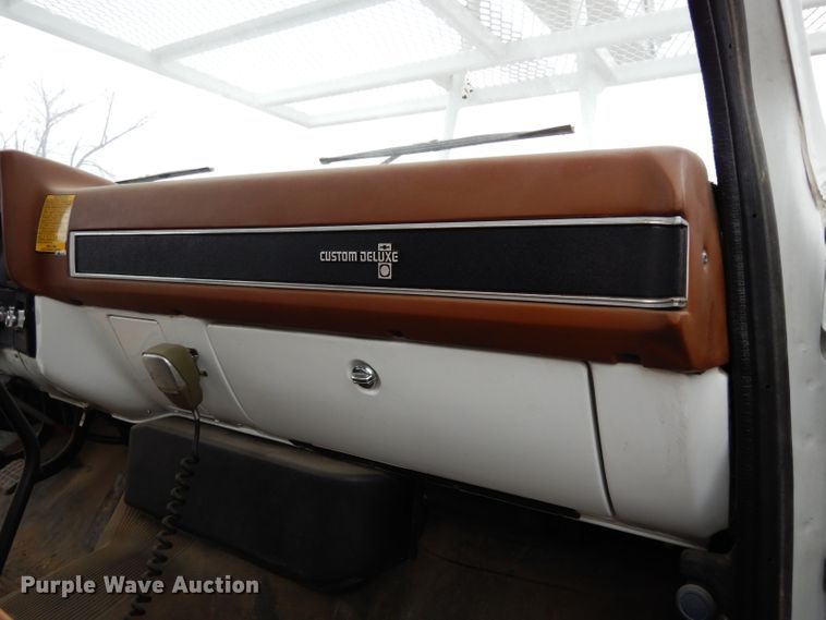 image for item DG6285 1989 Chevrolet C70 bucket truck