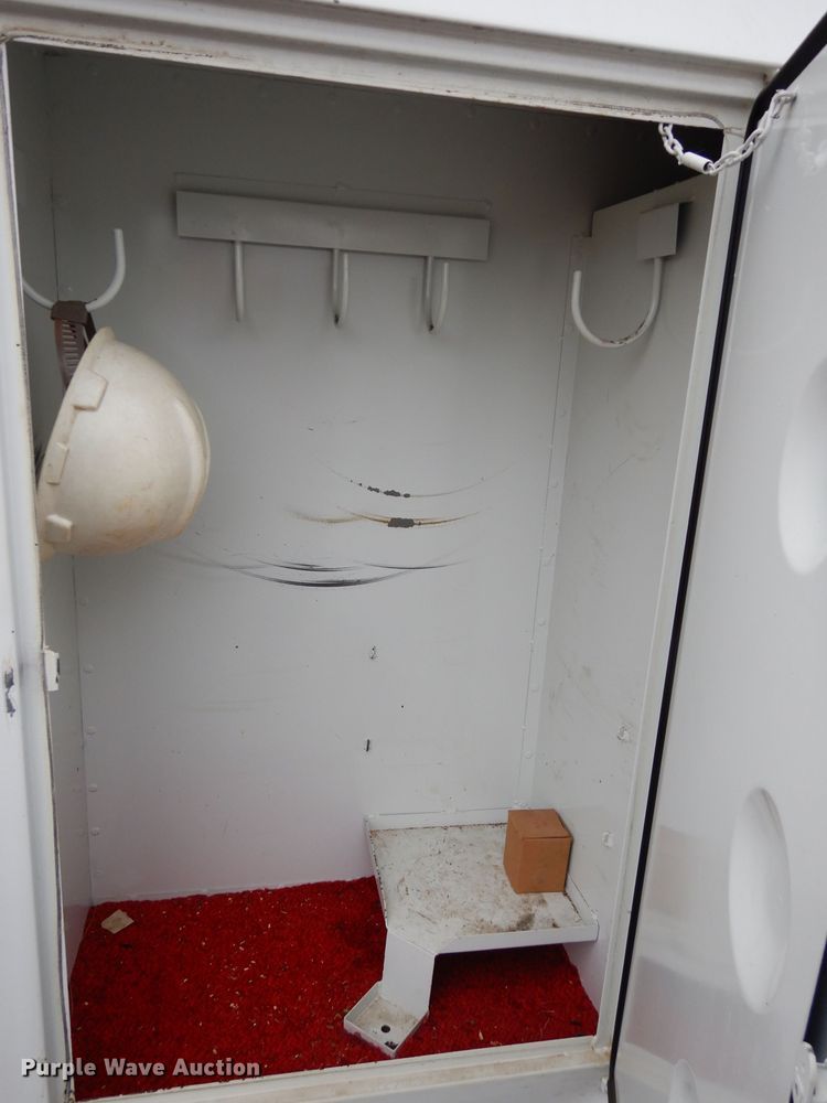 image for item DG6285 1989 Chevrolet C70 bucket truck