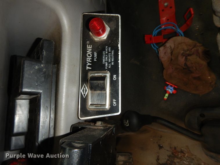 image for item DG6286 1999 Ford F450 Super Duty dump truck