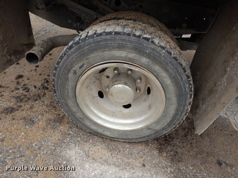 image for item DG6286 1999 Ford F450 Super Duty dump truck