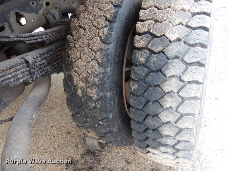 image for item DG6286 1999 Ford F450 Super Duty dump truck