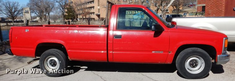 image for item DG6314 1997 Chevrolet C1500 pickup
