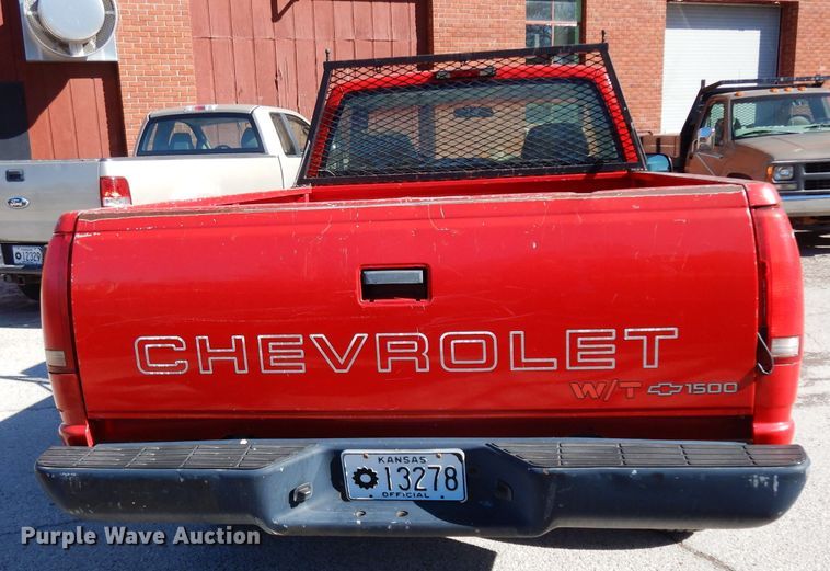image for item DG6314 1997 Chevrolet C1500 pickup