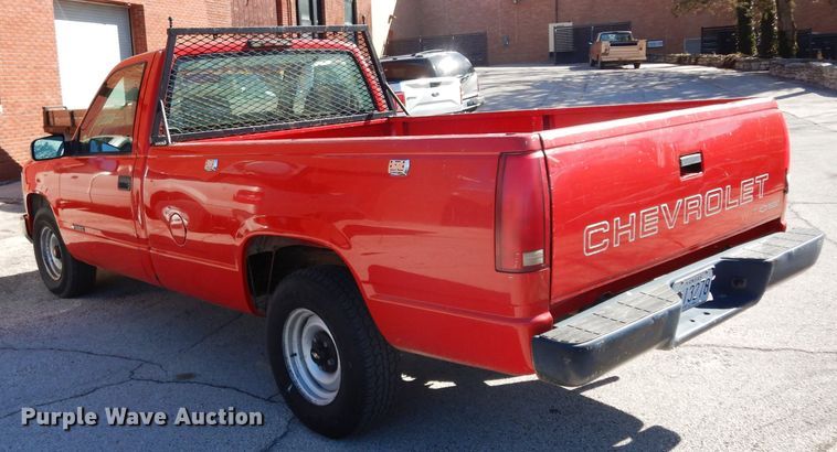 image for item DG6314 1997 Chevrolet C1500 pickup