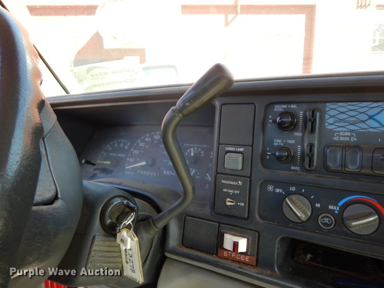 image for item DG6314 1997 Chevrolet C1500 pickup