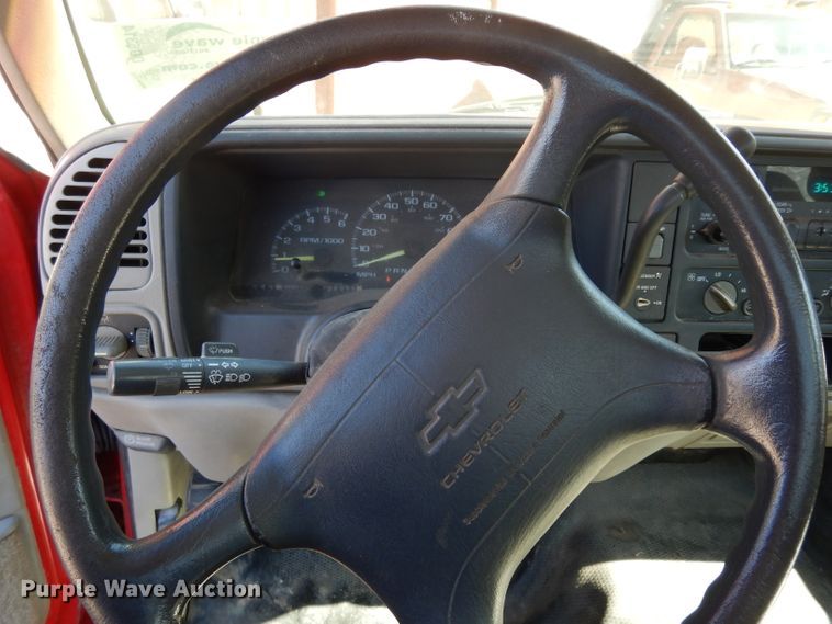 image for item DG6314 1997 Chevrolet C1500 pickup