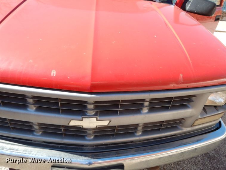 image for item DG6314 1997 Chevrolet C1500 pickup