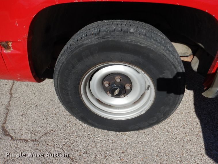 image for item DG6314 1997 Chevrolet C1500 pickup