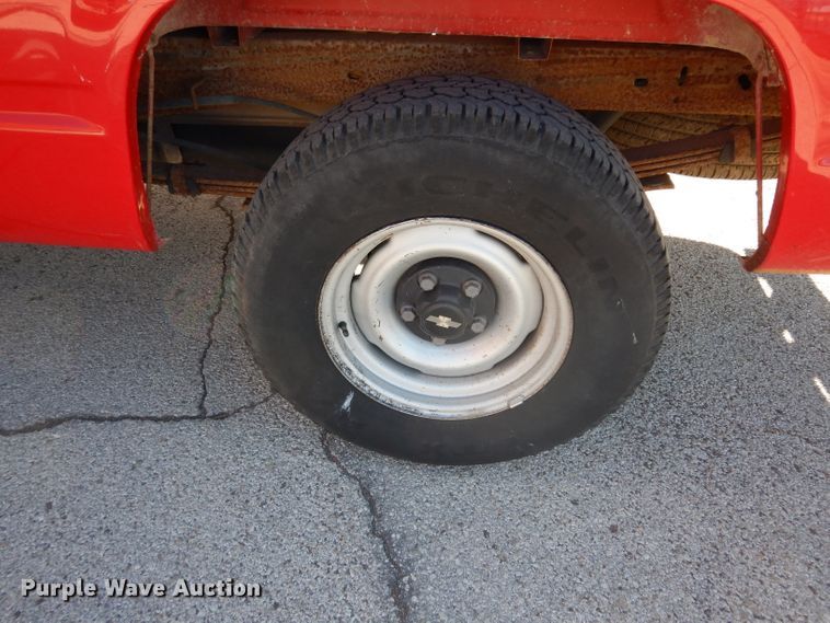 image for item DG6314 1997 Chevrolet C1500 pickup