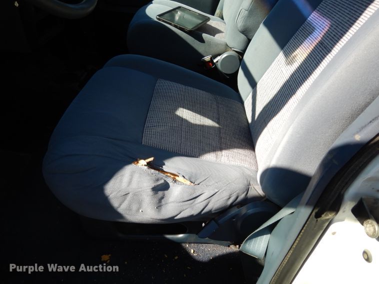 image for item DG6317 1997 Ford Aerostar XLT van