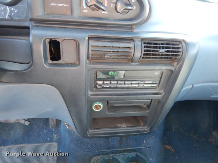 image for item DG6317 1997 Ford Aerostar XLT van