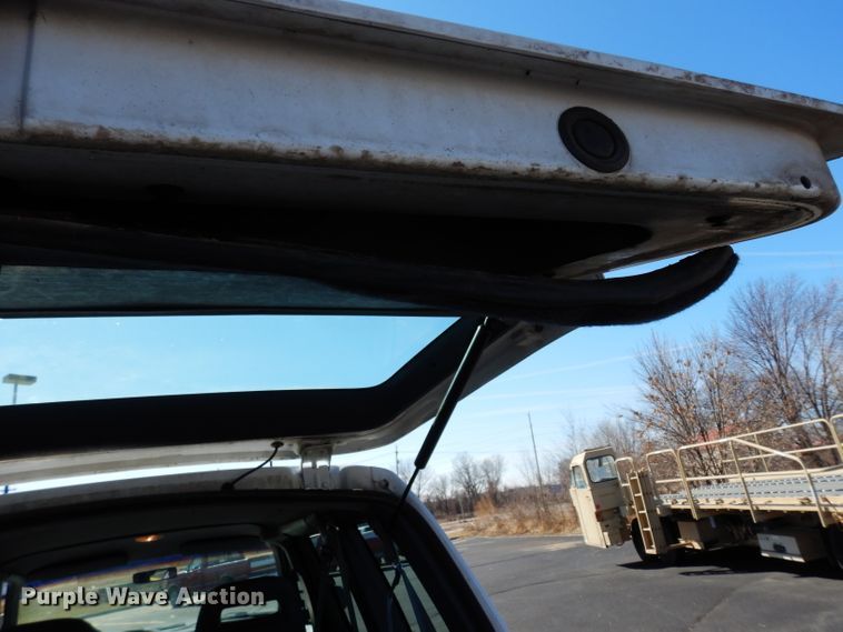 image for item DG6317 1997 Ford Aerostar XLT van