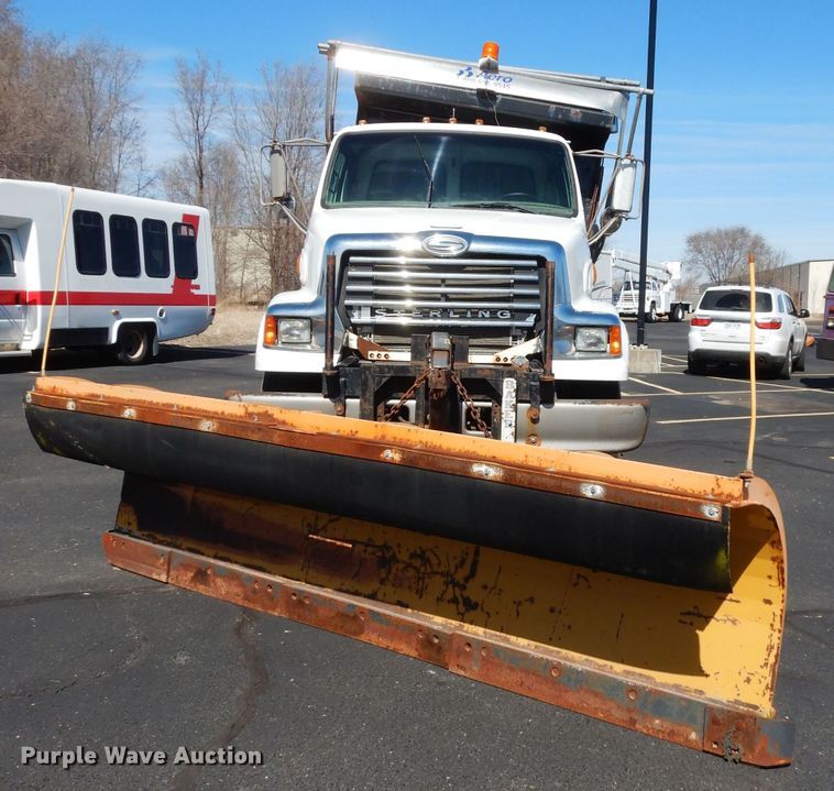 image for item DG6322 2009 Sterling L-Line dump truck