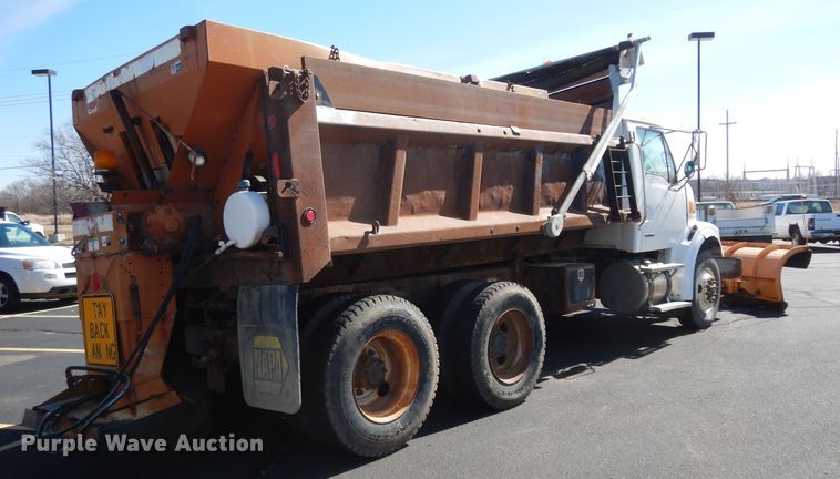 image for item DG6322 2009 Sterling L-Line dump truck