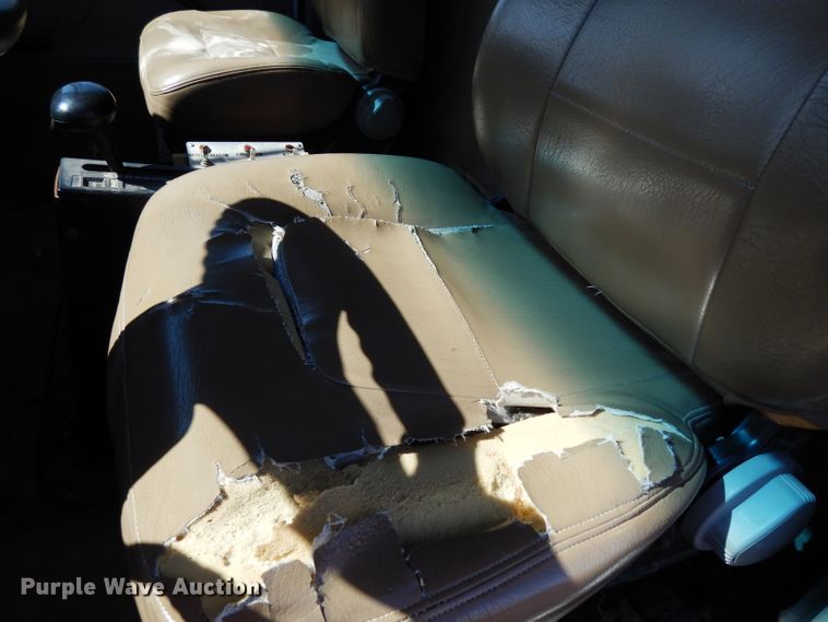 image for item DG6322 2009 Sterling L-Line dump truck