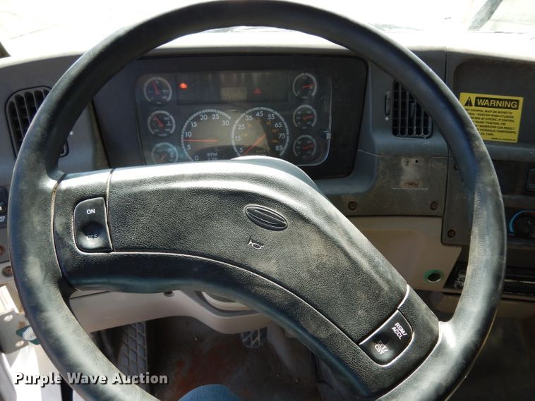 image for item DG6322 2009 Sterling L-Line dump truck