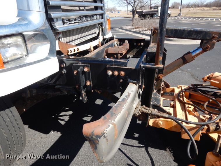 image for item DG6322 2009 Sterling L-Line dump truck