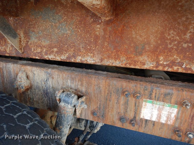 image for item DG6322 2009 Sterling L-Line dump truck