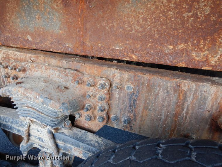 image for item DG6322 2009 Sterling L-Line dump truck