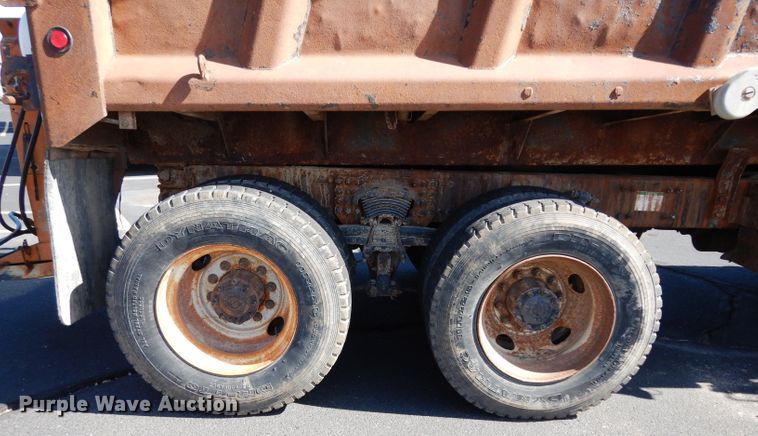 image for item DG6322 2009 Sterling L-Line dump truck