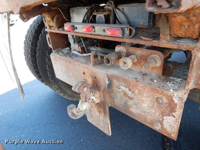 image for item DG6322 2009 Sterling L-Line dump truck