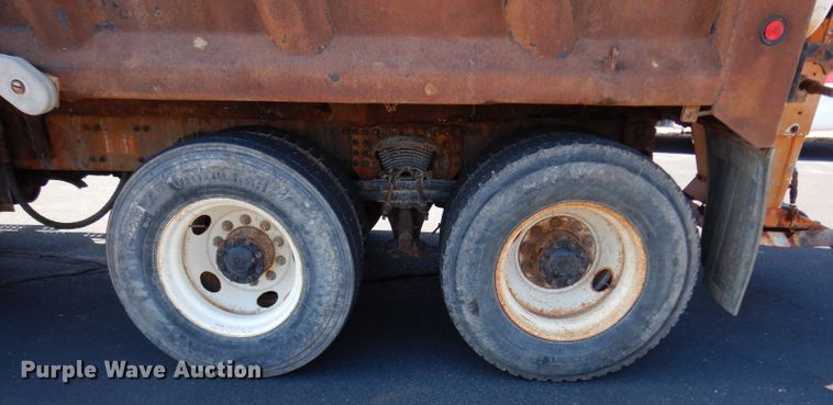 image for item DG6322 2009 Sterling L-Line dump truck